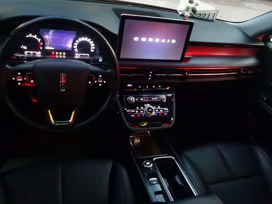 Lincoln Corsair — миниатюра 12