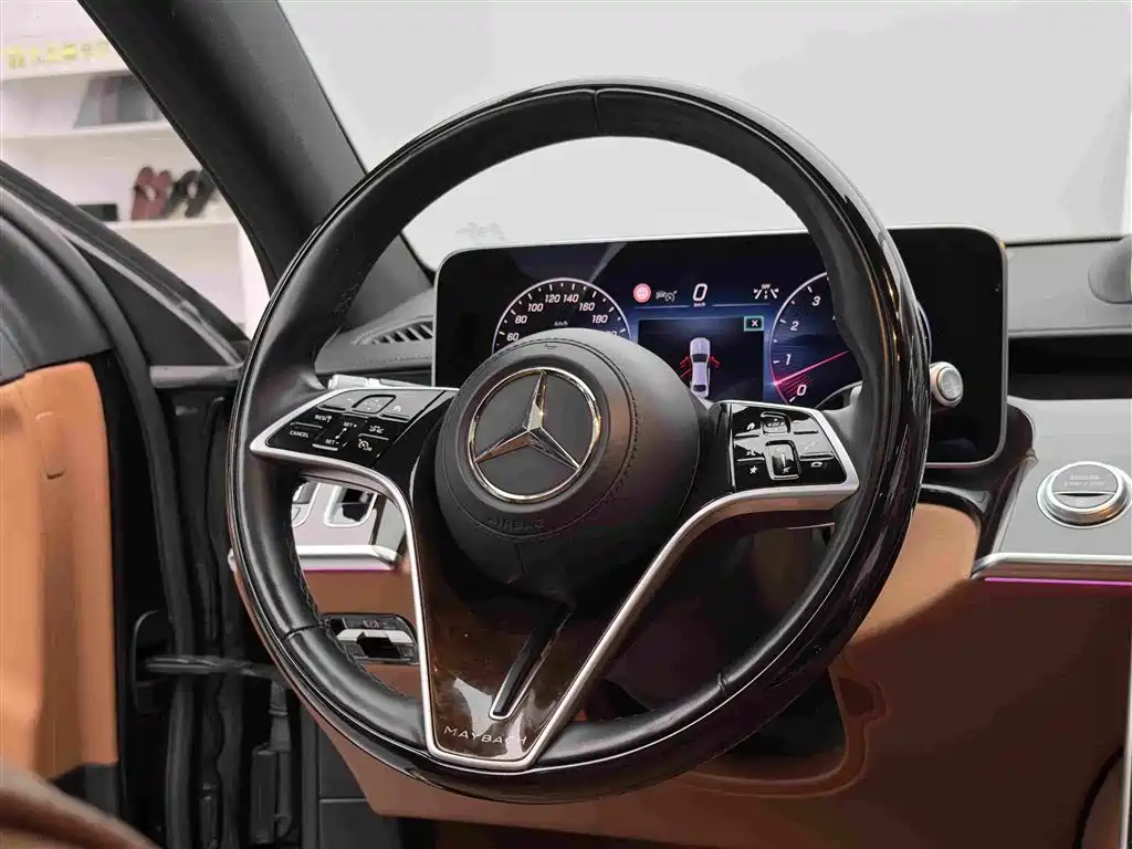 Mercedes-Benz S-Class — миниатюра 14