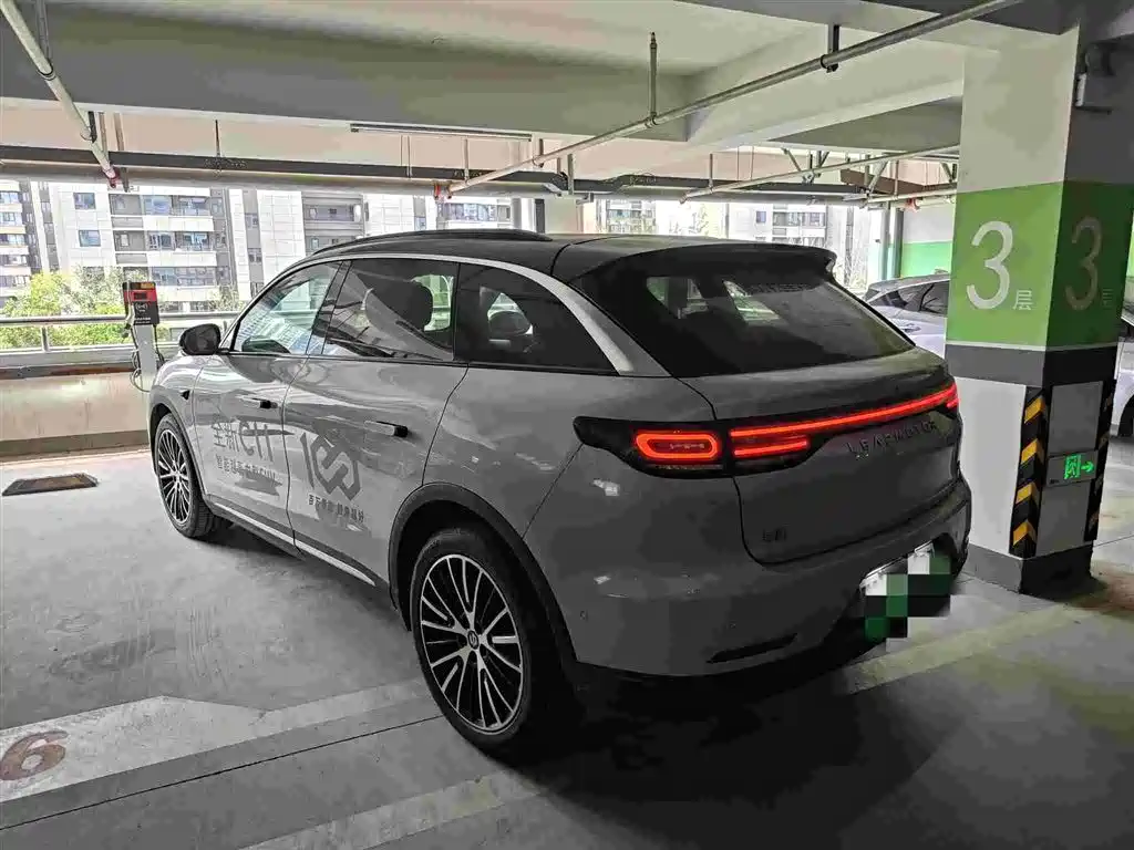 Leapmotor Leapmotor C11 — миниатюра 6