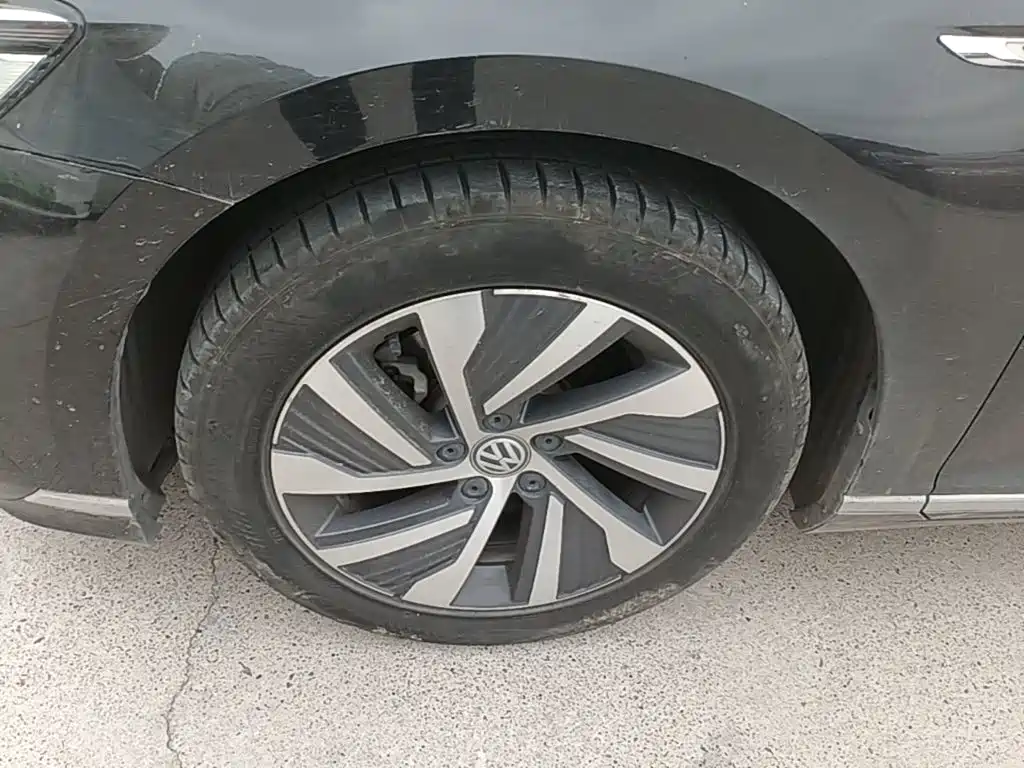 Volkswagen 迈腾 PHEV — миниатюра 23