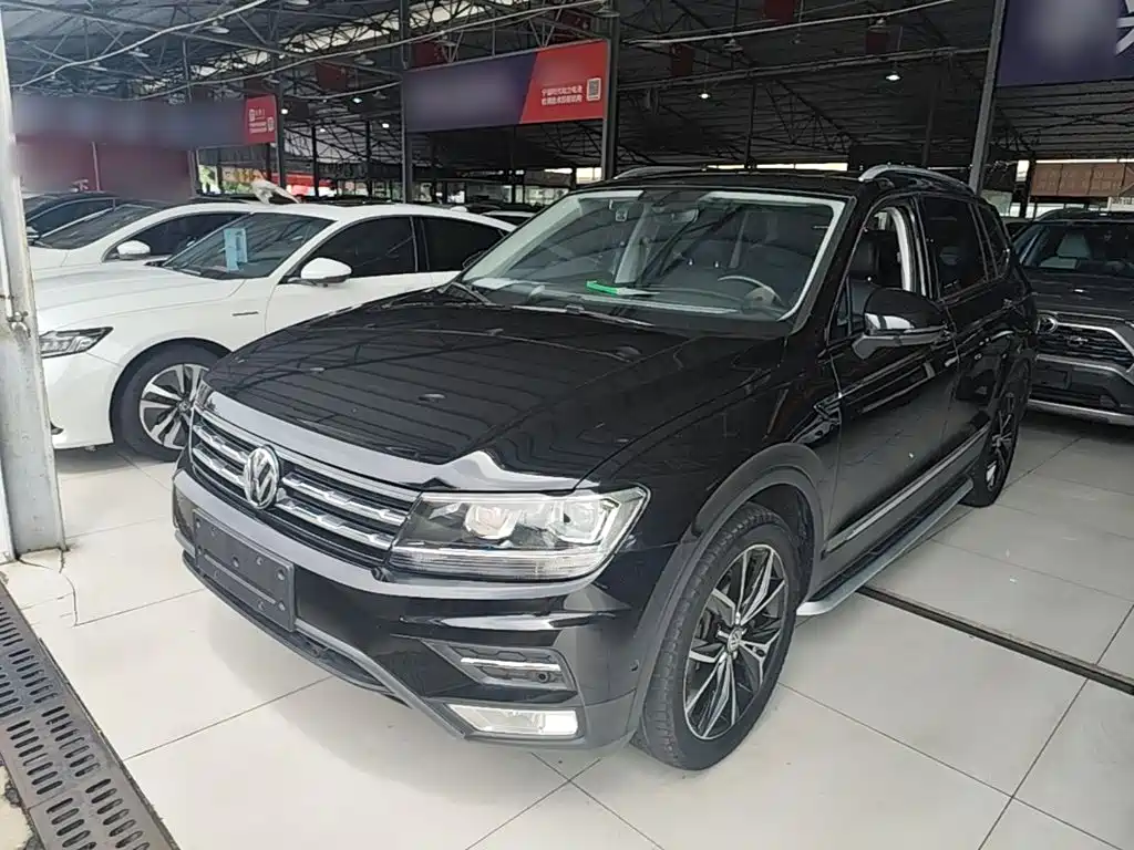 Volkswagen Tiguan L — миниатюра 2