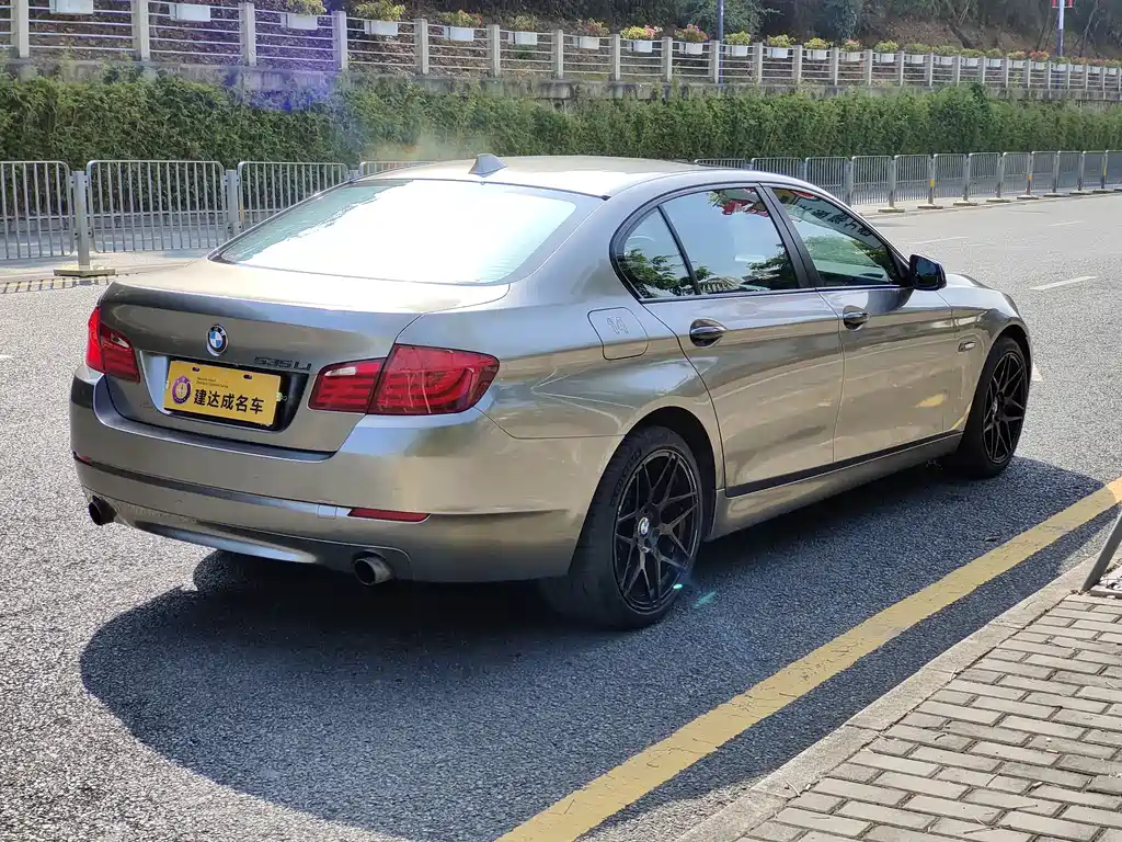 BMW 5 Series 5 2011 535Li Lead