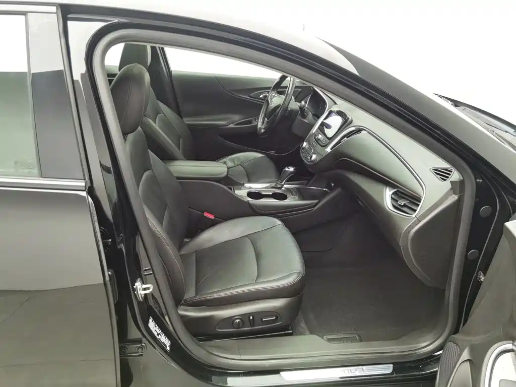 Chevrolet Malibu XL — миниатюра 23