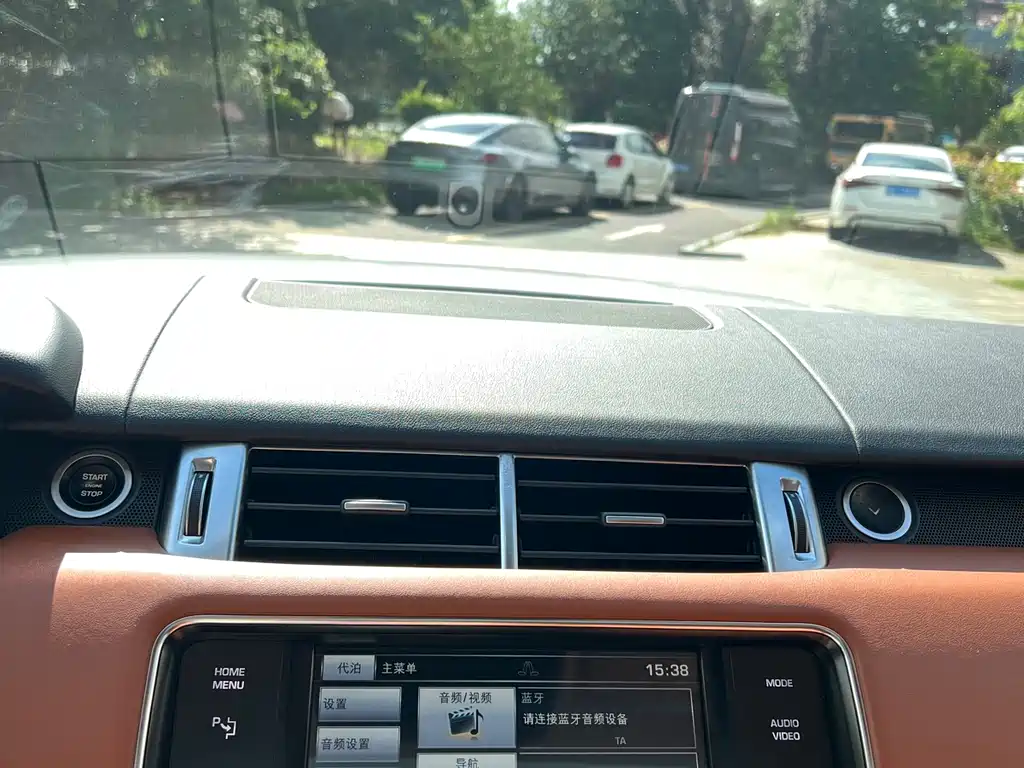 Land Rover Range Rover Sport 2015 3.0 SC V6 HSE DYNAMIC