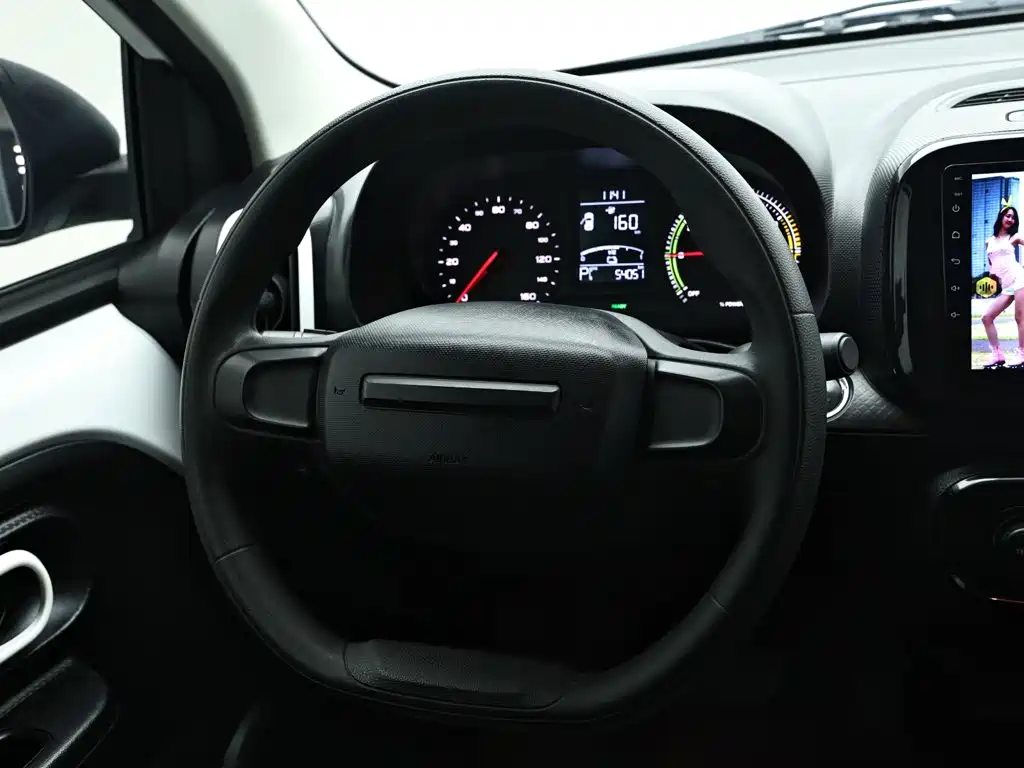 Roewe Clever — миниатюра 15