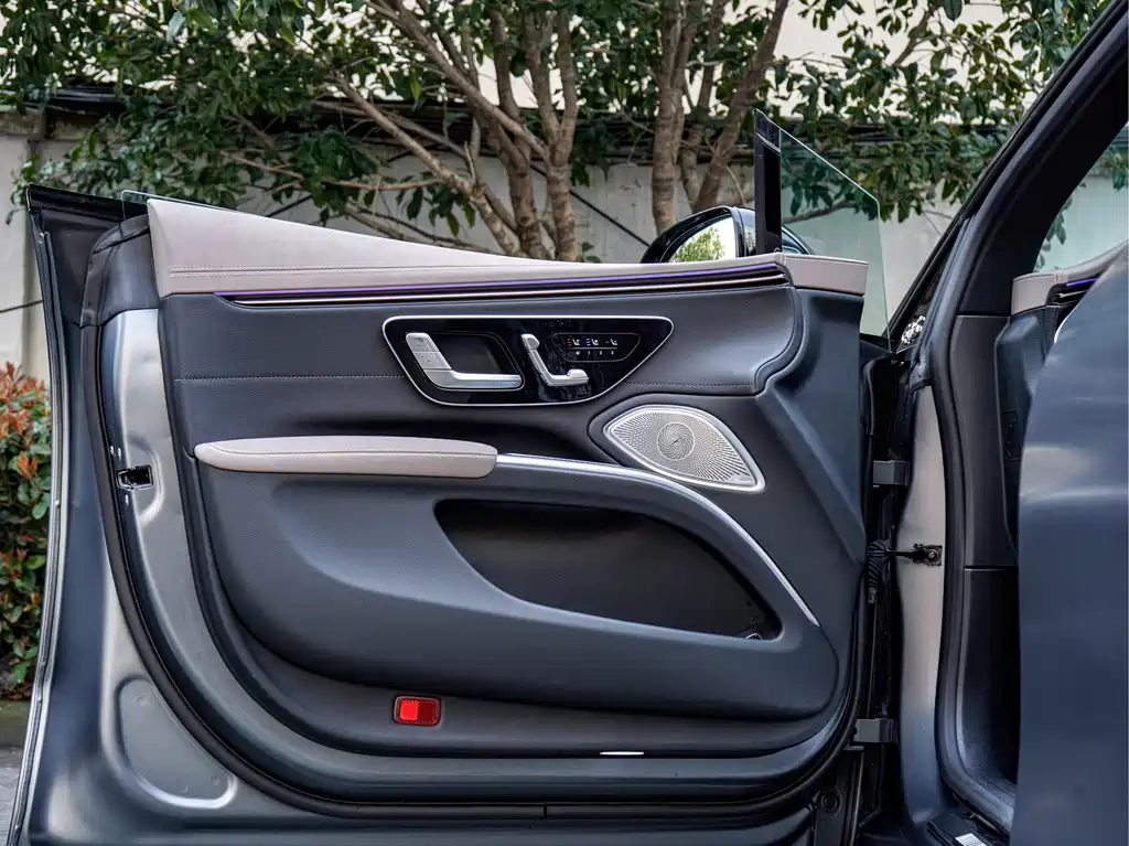 Mercedes-Benz EQS AMG — миниатюра 19
