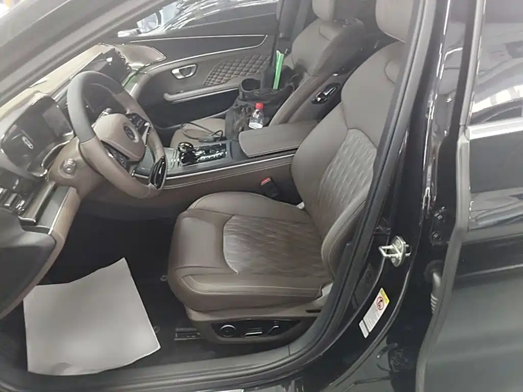 BYD Han — миниатюра 15