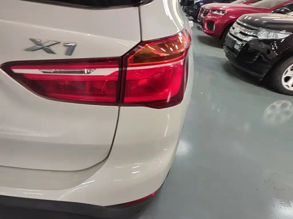 BMW X1 — миниатюра 8