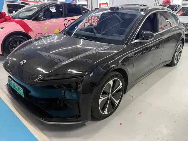 NIO NIO ET5T 2024