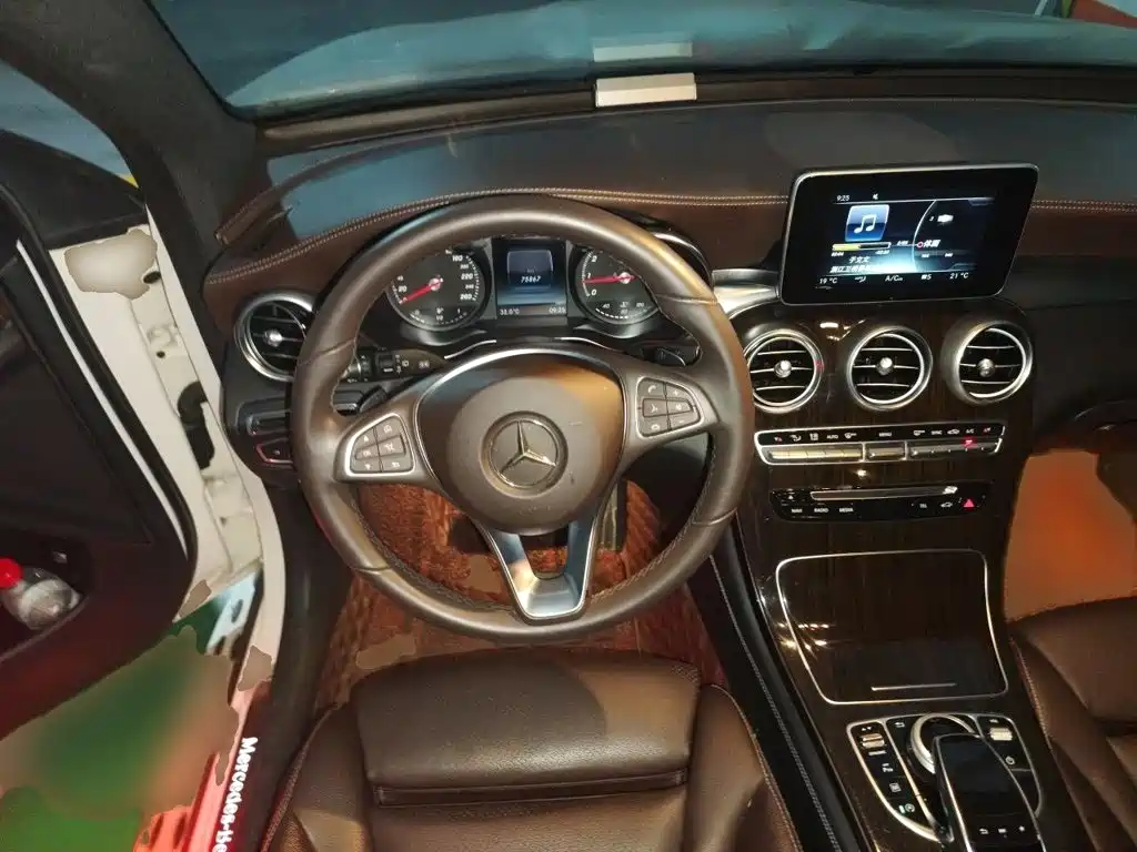 Mercedes-Benz GLC — миниатюра 3