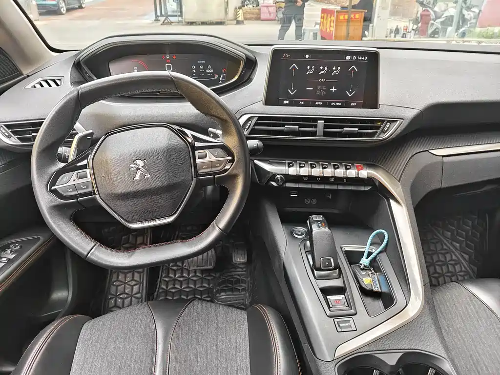 Peugeot 5008 — миниатюра 5