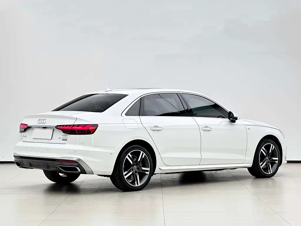 Audi A4L — миниатюра 2