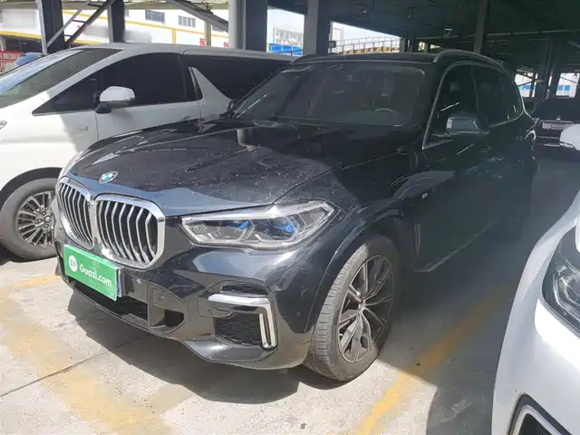 BMW  X5
