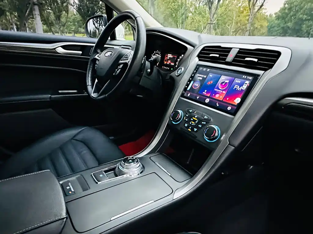 Ford Mondeo — миниатюра 14