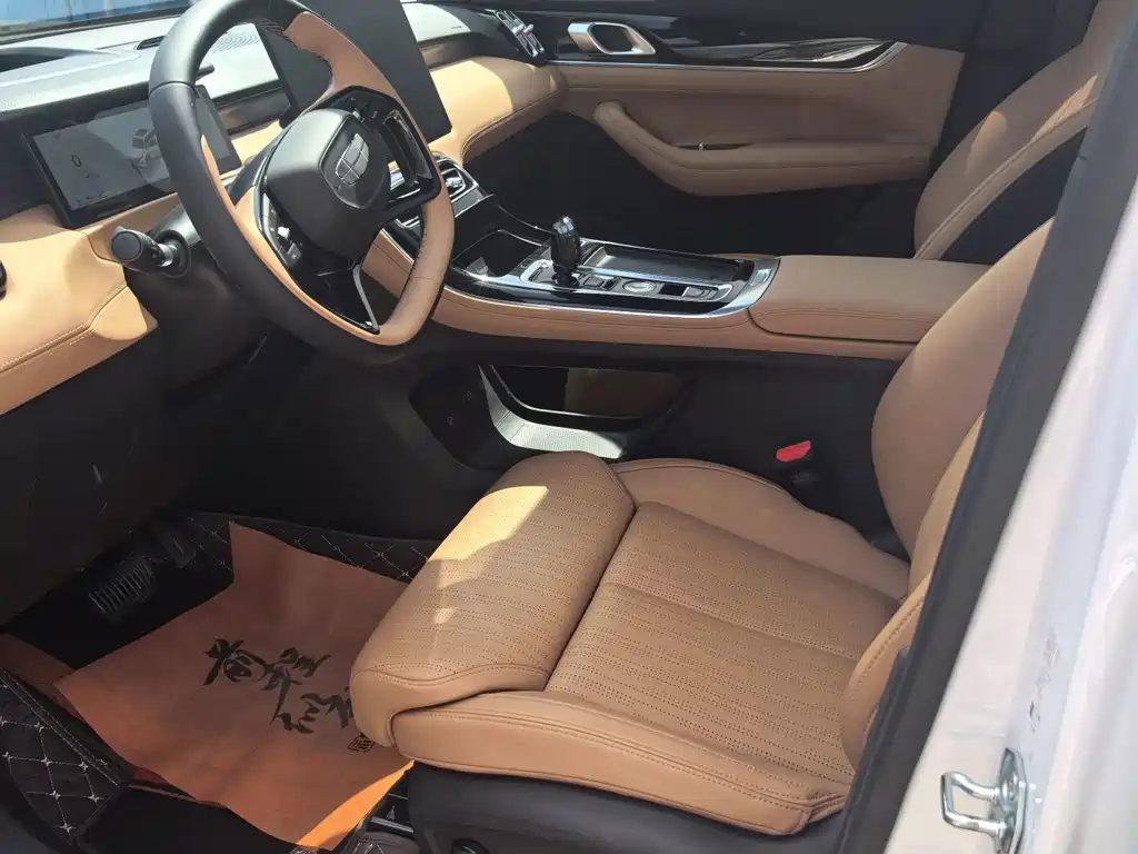 Geely Boyue L — миниатюра 4