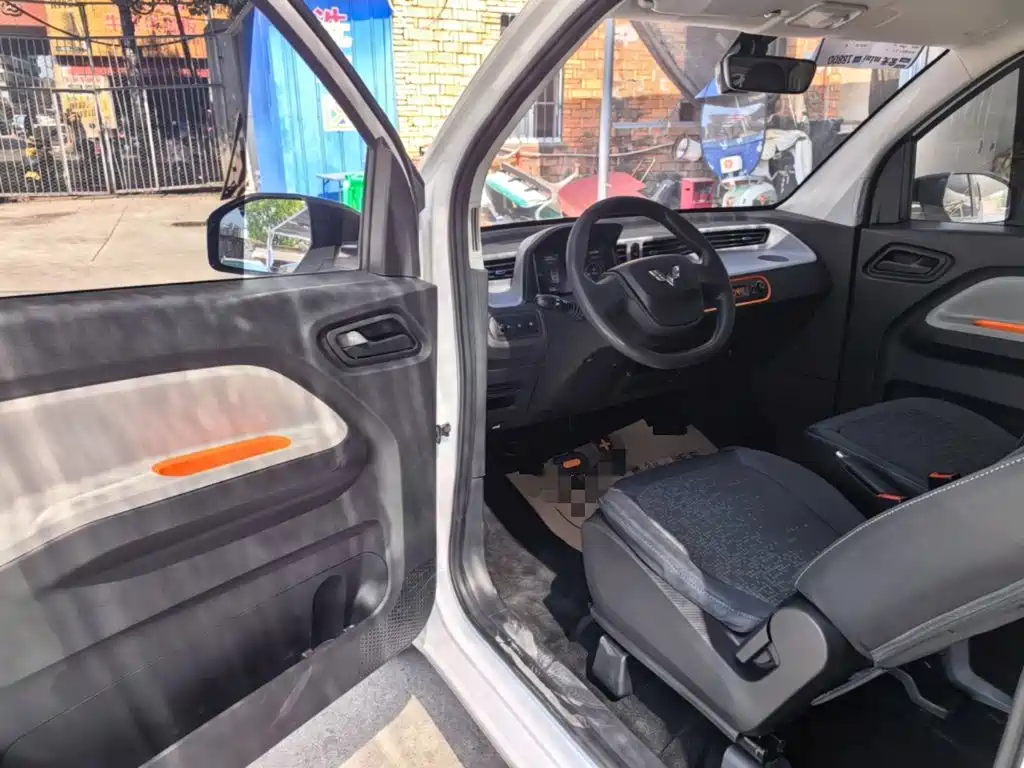 Wuling MINIEV — миниатюра 16