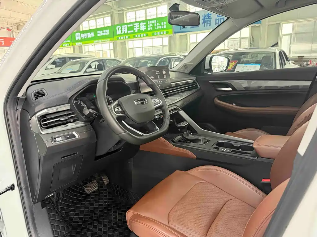 Geely Vision X6 — миниатюра 7