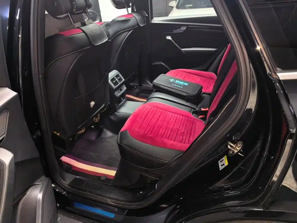 Audi Q5L Sportback — миниатюра 18