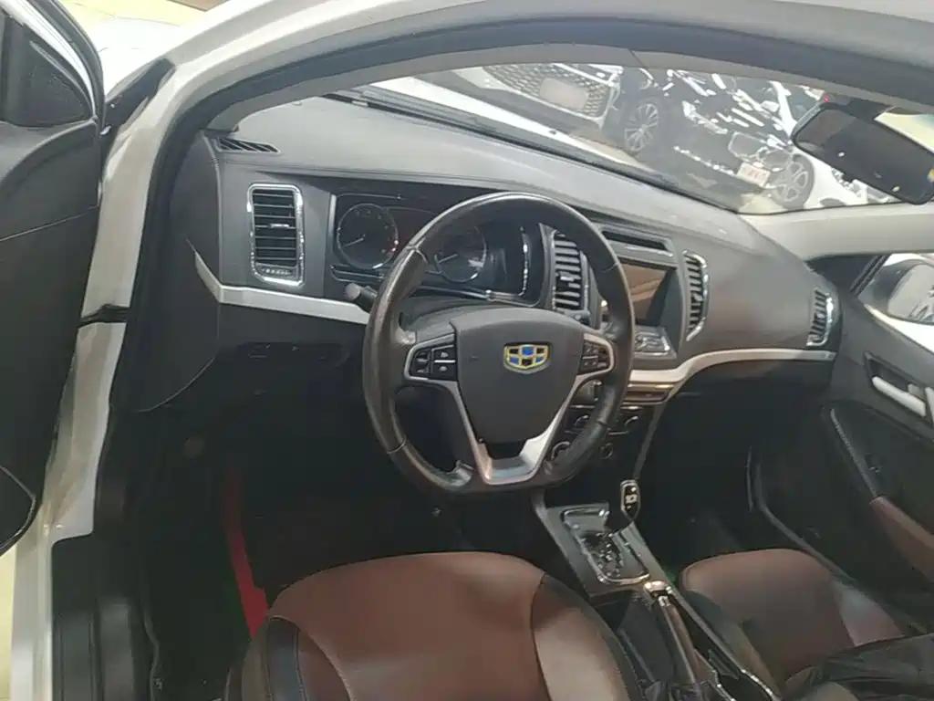 Geely Vision — миниатюра 10