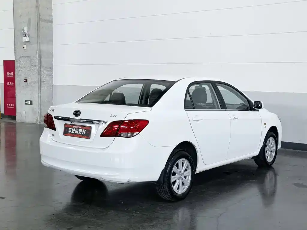 BYD L3 — миниатюра 2