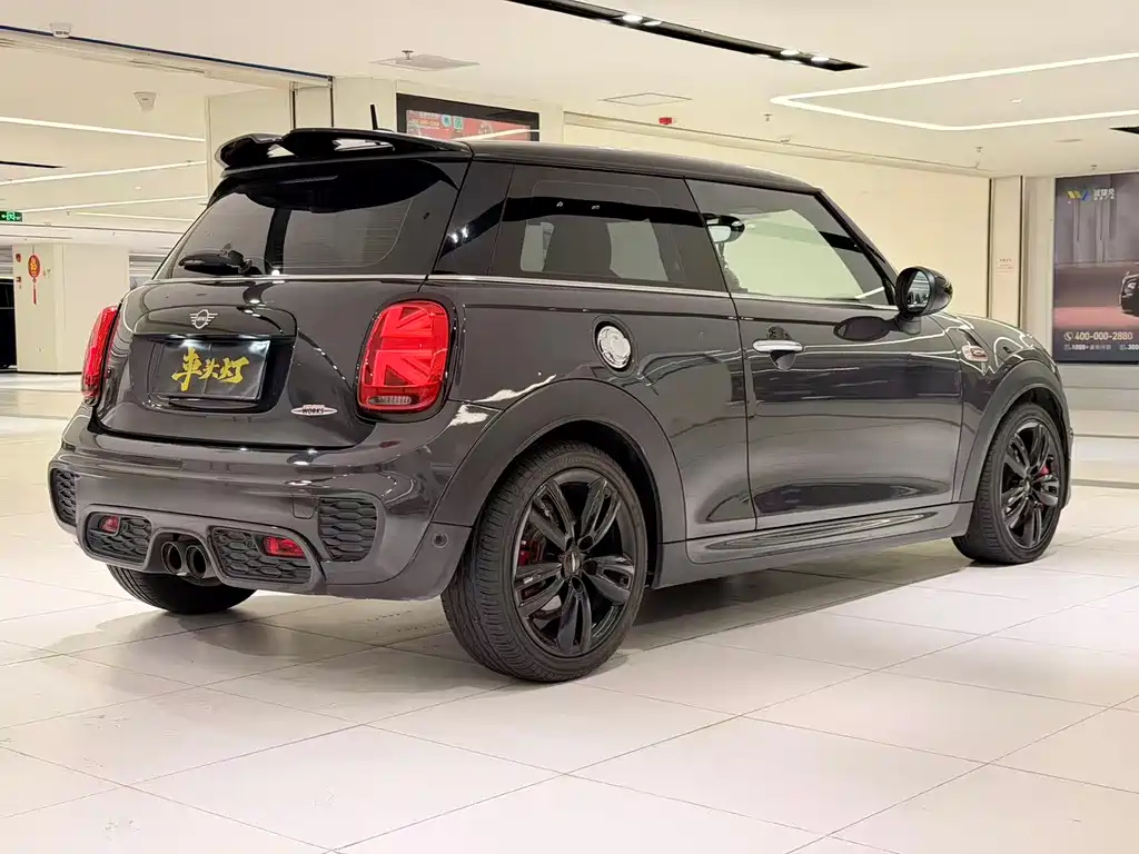 MINI JCW