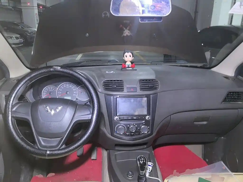Wuling Hongguang — миниатюра 10
