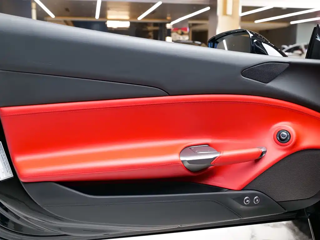 Ferrari 488 — миниатюра 9