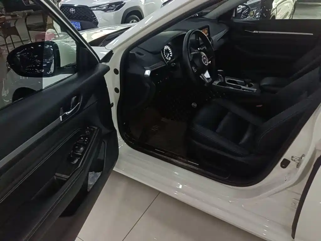 Nissan Teana — миниатюра 16