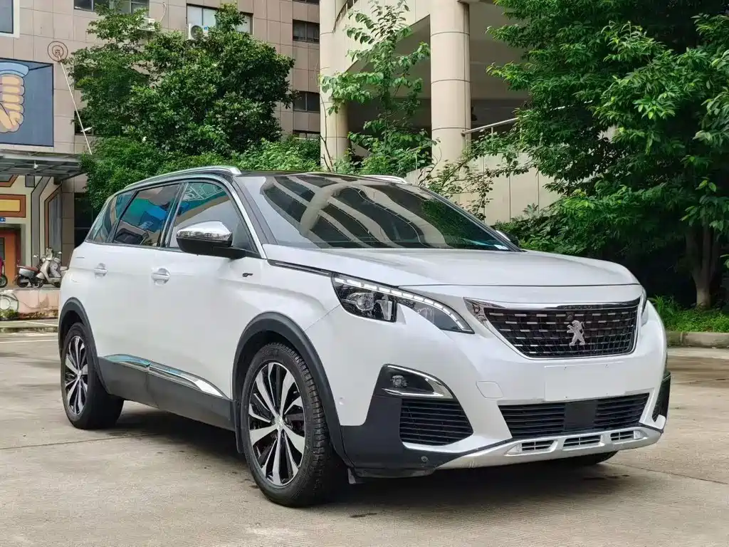 Peugeot 5008 — миниатюра 3