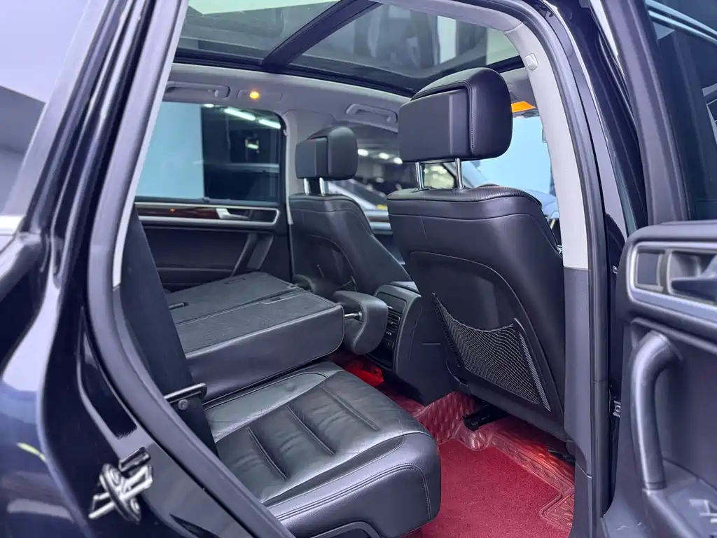 Volkswagen Touareg 2011 3.0TSI