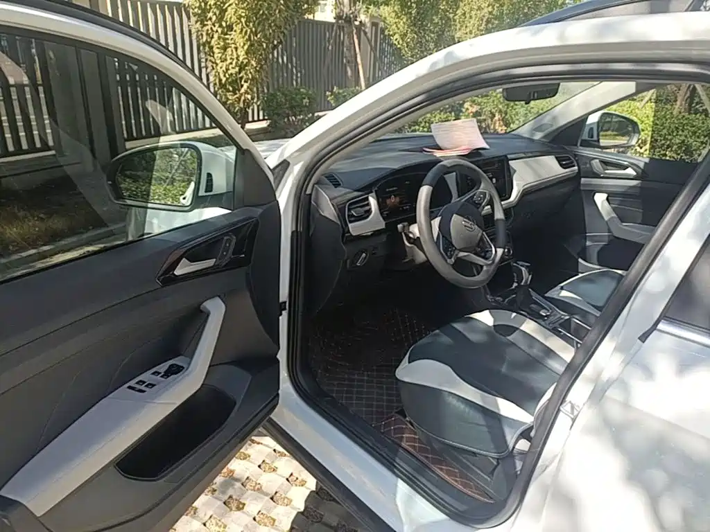 Volkswagen Tharu — миниатюра 12