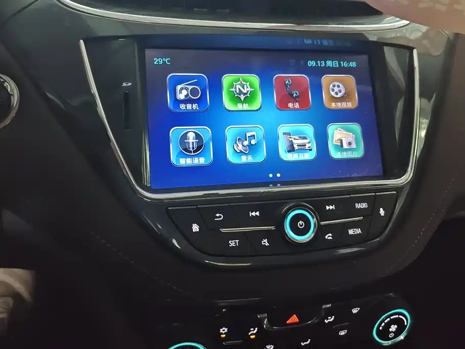 Chevrolet Malibu — миниатюра 13