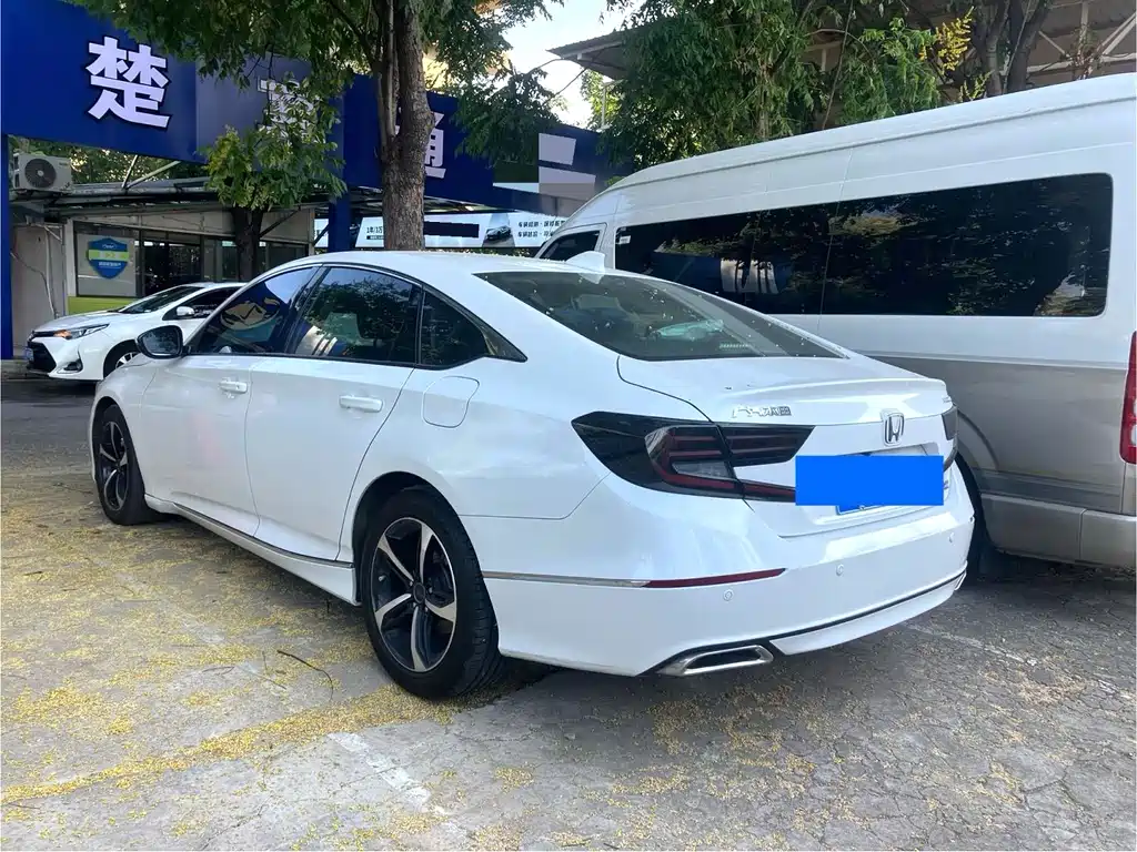 Honda Accord — миниатюра 3