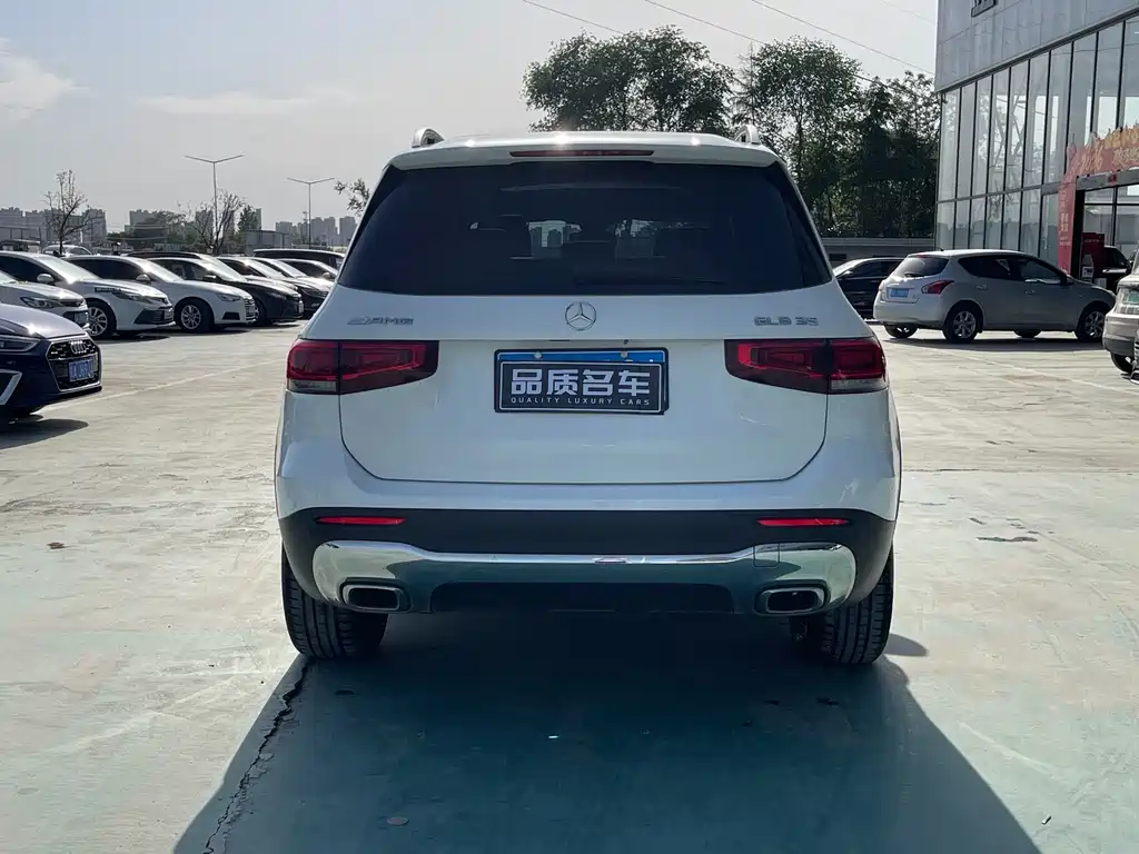 Mercedes-Benz GLB - фото 15