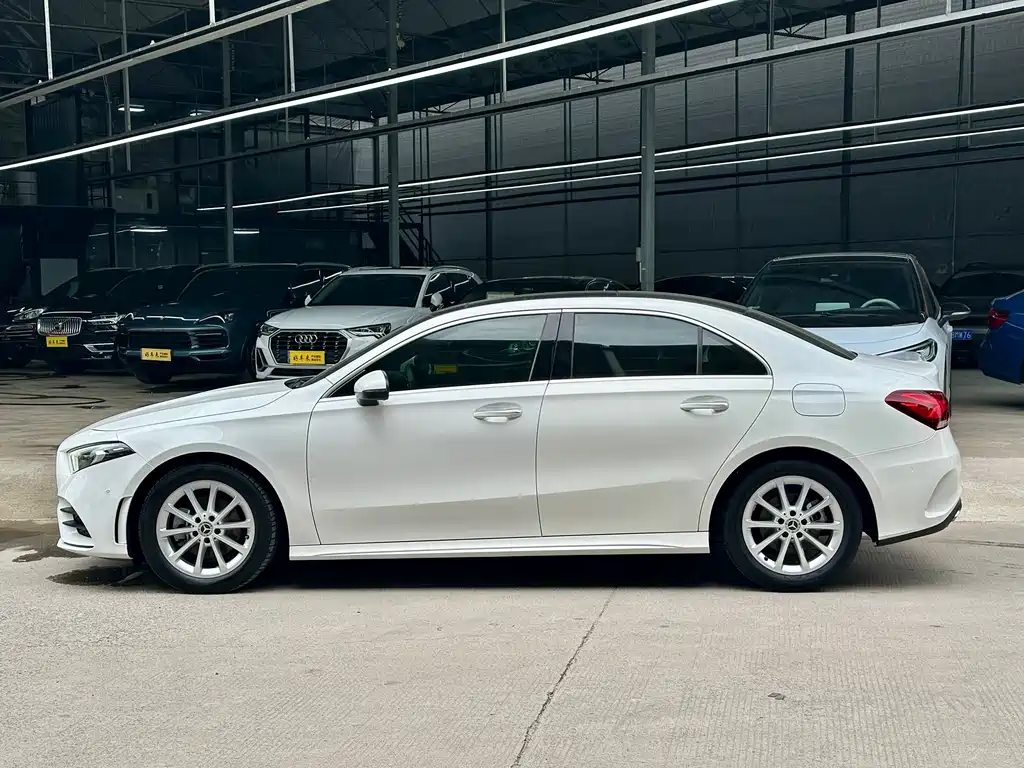 Mercedes-Benz A-Class — миниатюра 3
