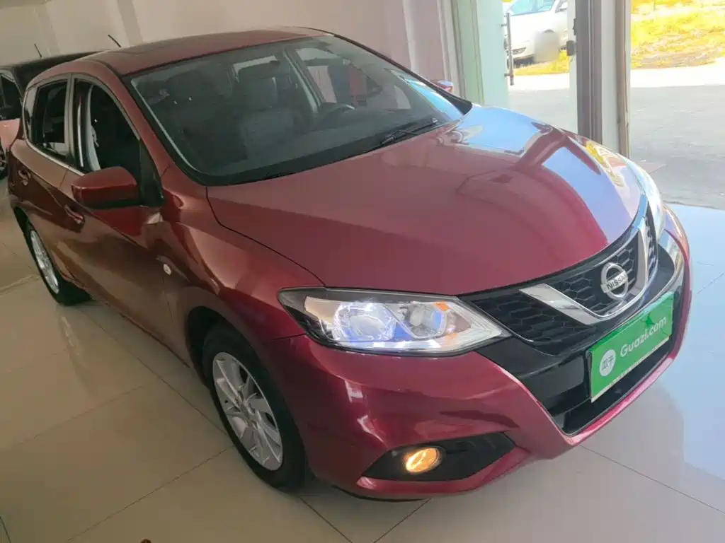 Nissan Tiida — миниатюра 4