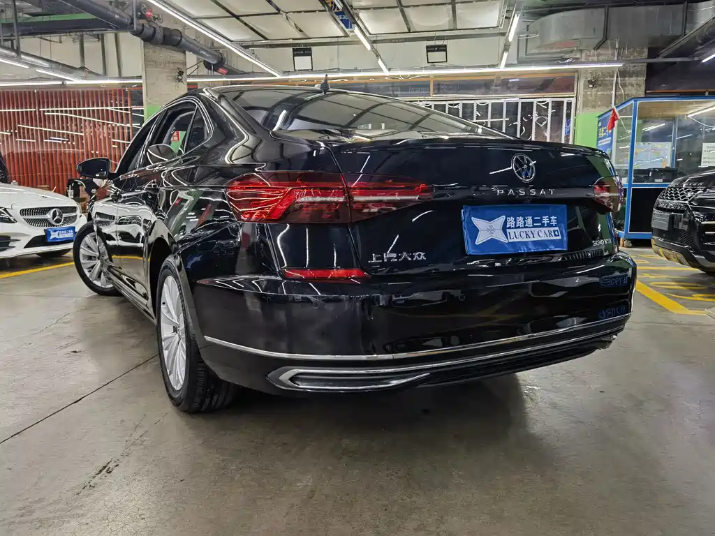 Volkswagen Passat — миниатюра 4