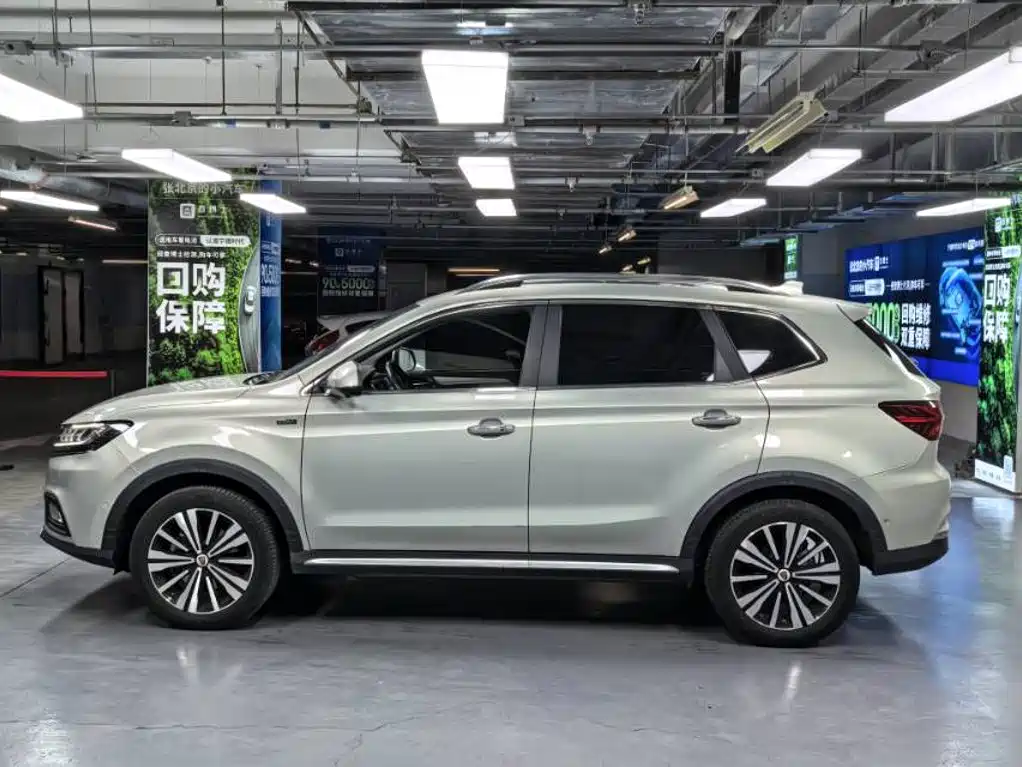 Roewe RX5 New Energy — миниатюра 7