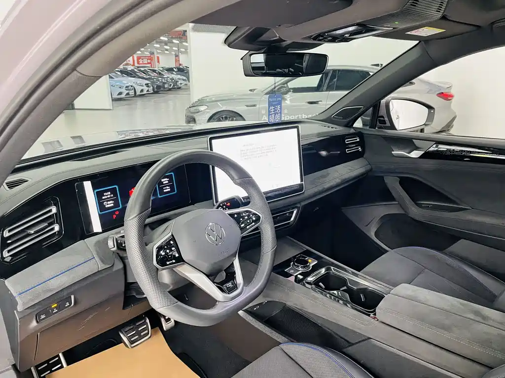 Volkswagen Tiguan L — миниатюра 6