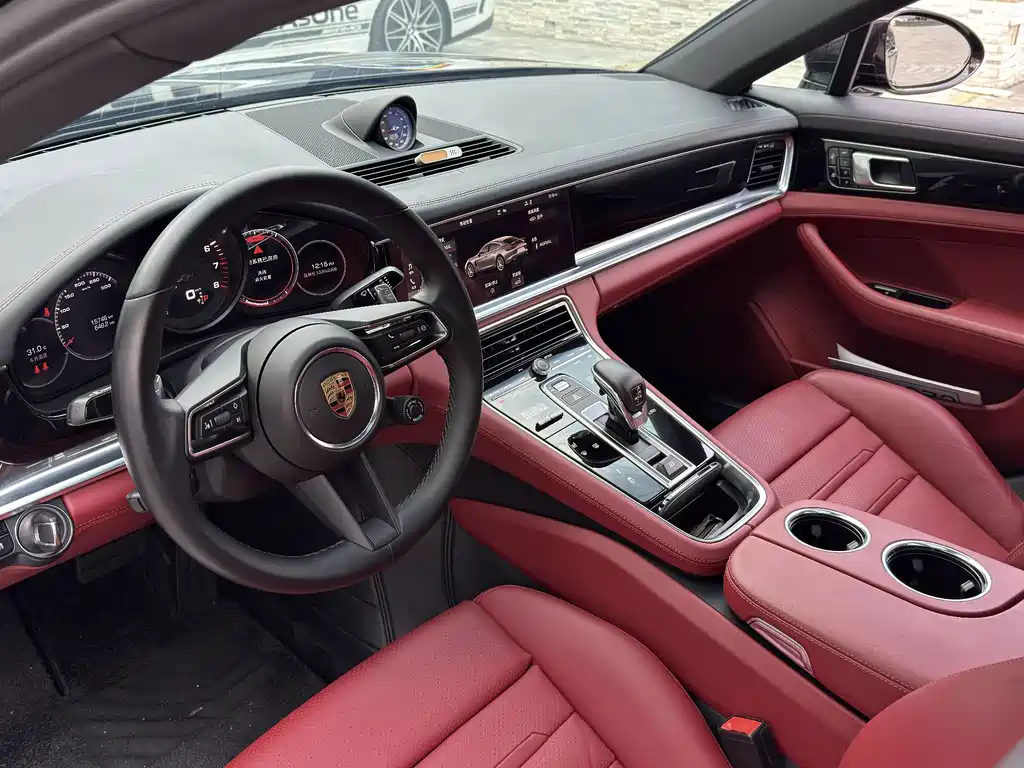 Porsche Panamera — миниатюра 6