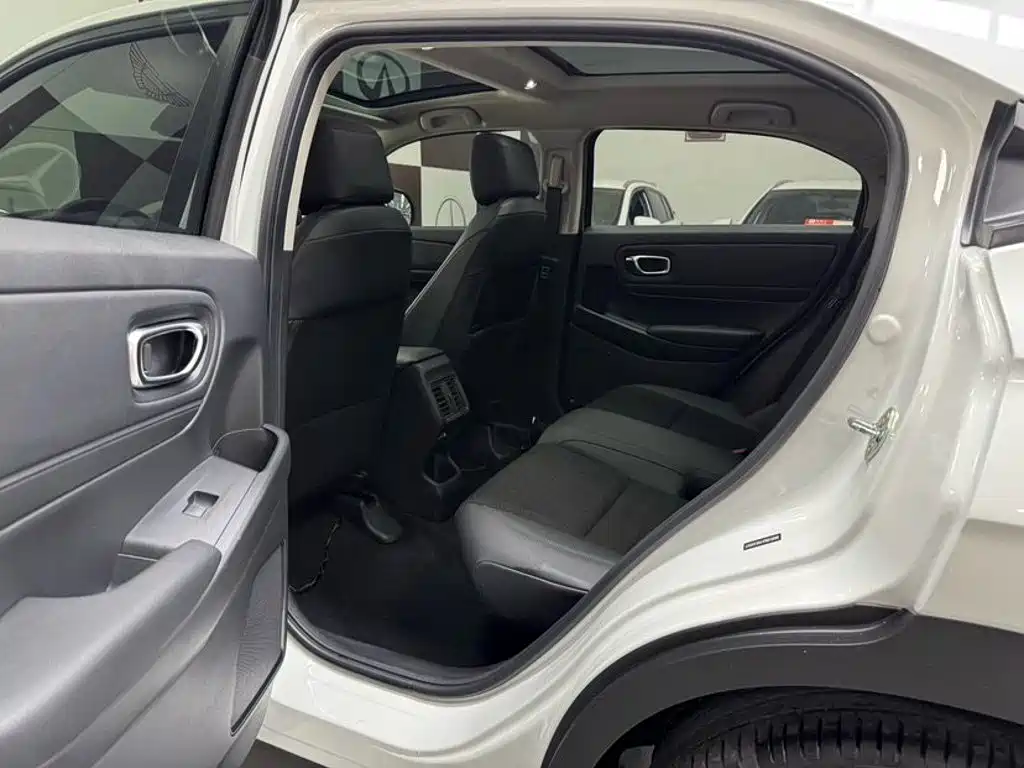 Honda Vezel — миниатюра 8