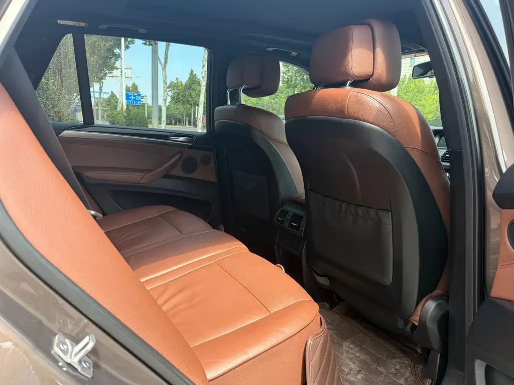 BMW X5 (Import) — миниатюра 8