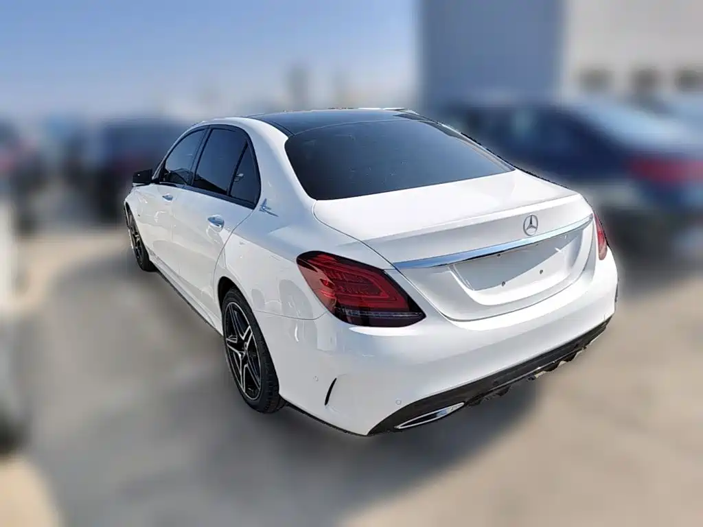 Mercedes-Benz C-Class — миниатюра 7