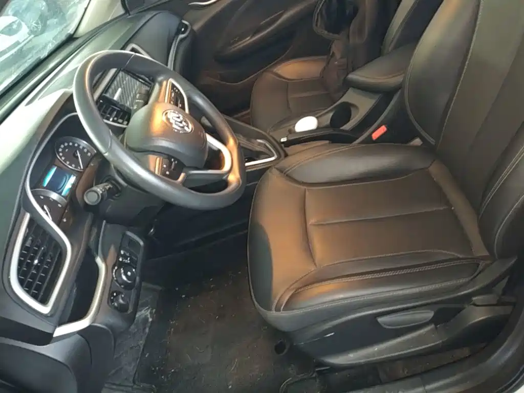 Buick Excelle — миниатюра 15