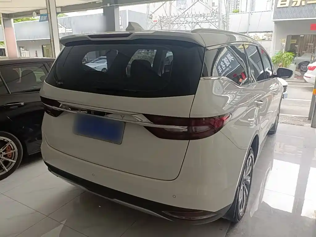 Geely Jia Ji — миниатюра 7