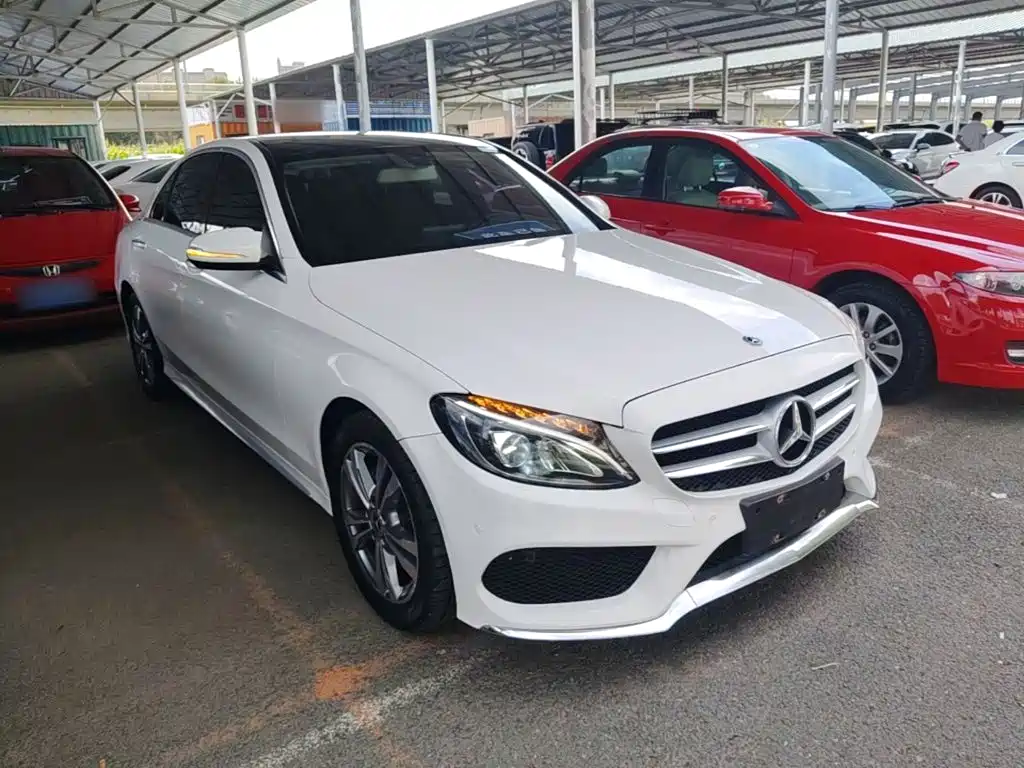 Mercedes-Benz C-Class — миниатюра 4