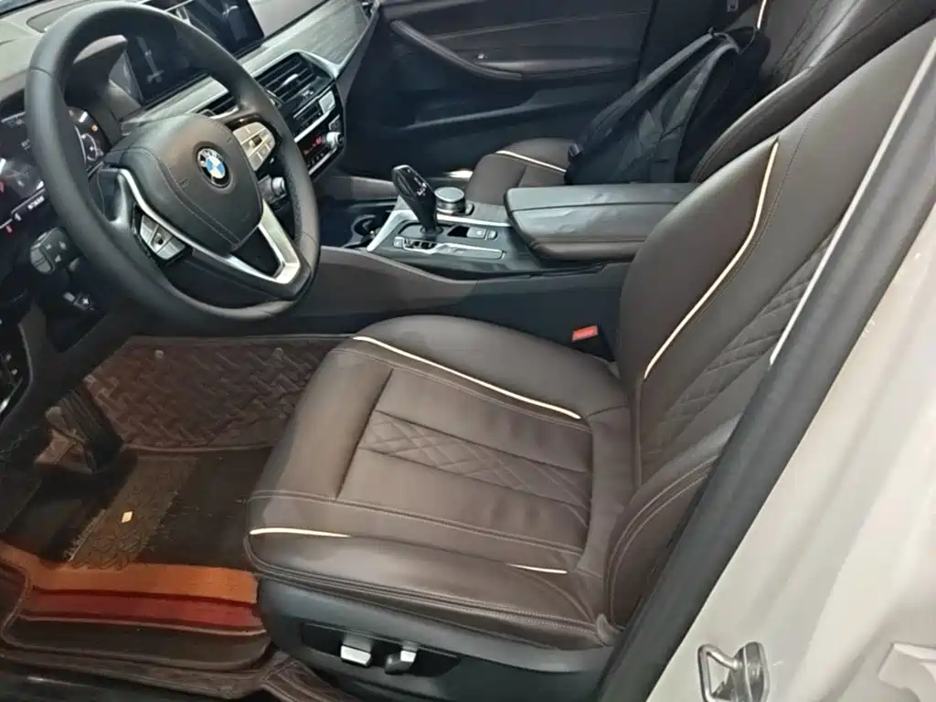BMW 5 Series New Energy — миниатюра 15