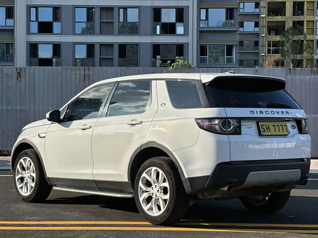 Land Rover Discovery Sport 2.0T HSE, фото 4