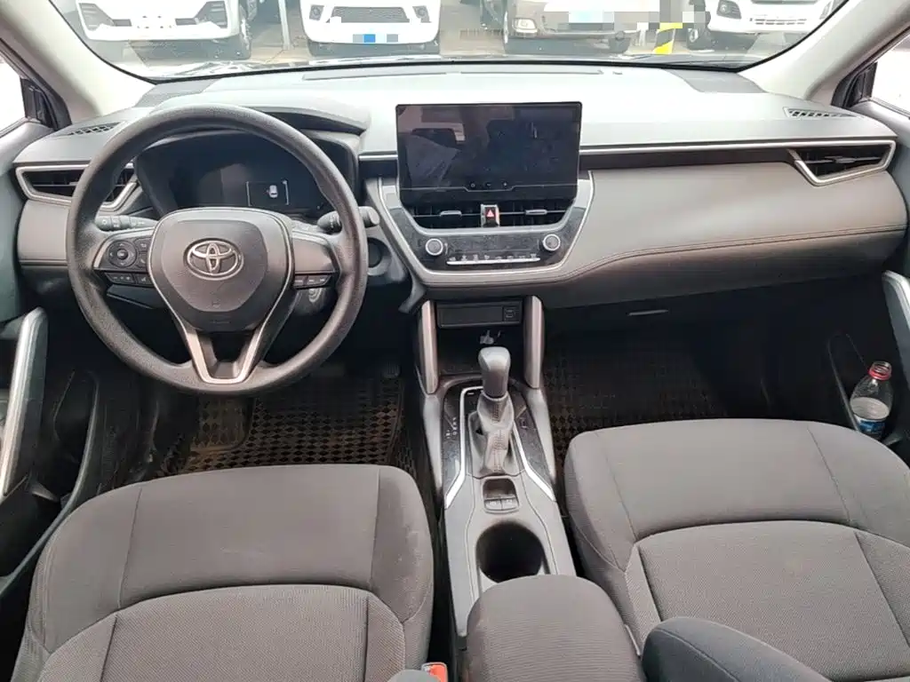 Toyota Frontlander — миниатюра 10