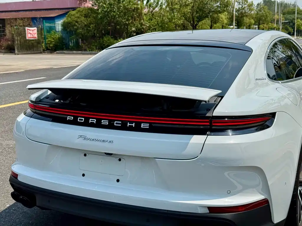 Porsche Panamera — миниатюра 10